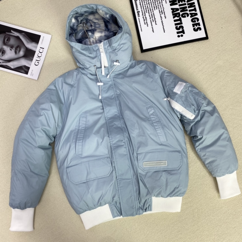 Canada Goose Women's fashionable long sleeve casual down jacket